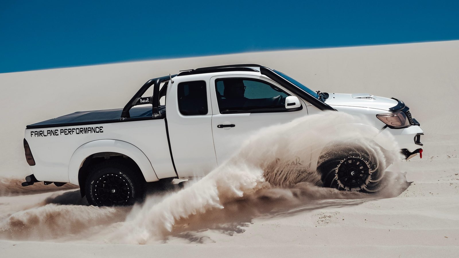 Fairlane Performance Hilux, dunes